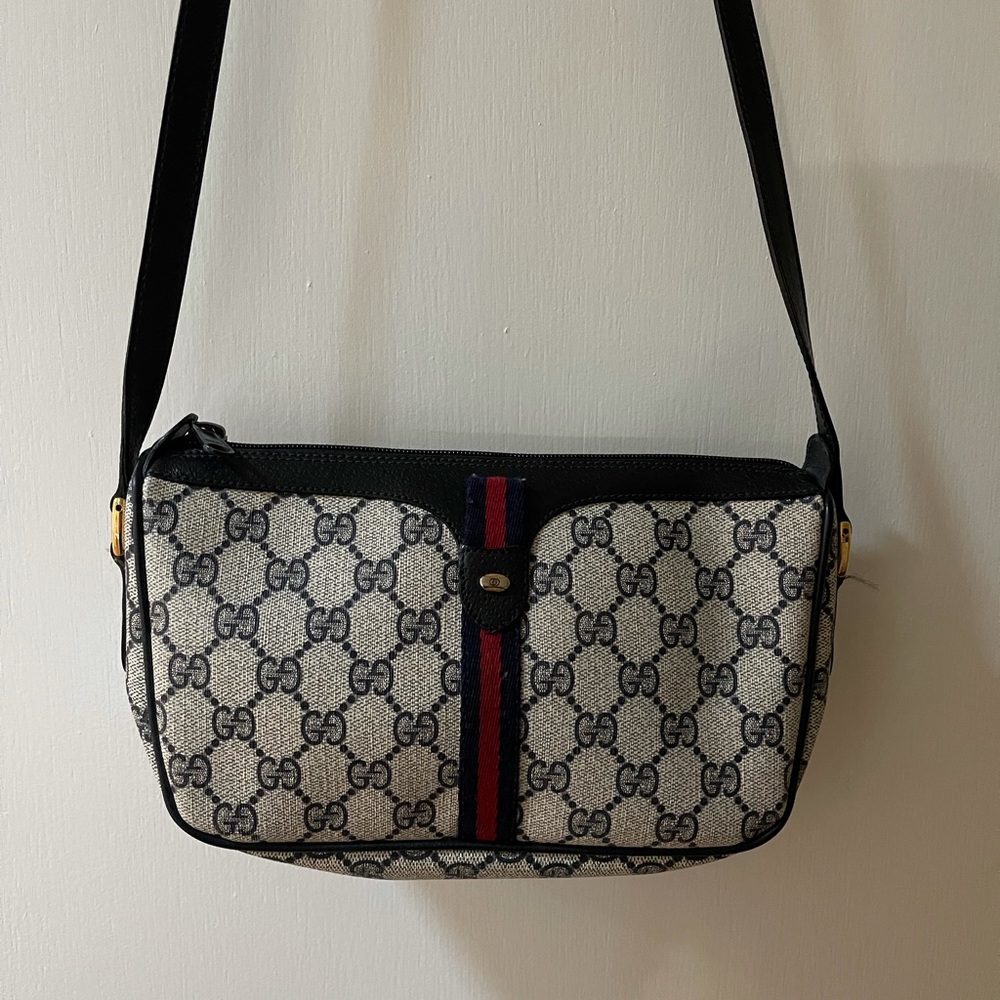 Gucci Cross Body Bag
